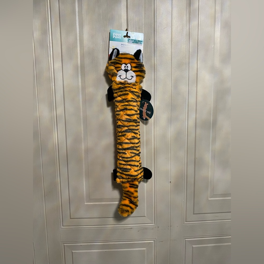 Zippy Paws Jigglerz - tigger  clinkers & Squeaker Dog Toy 20”